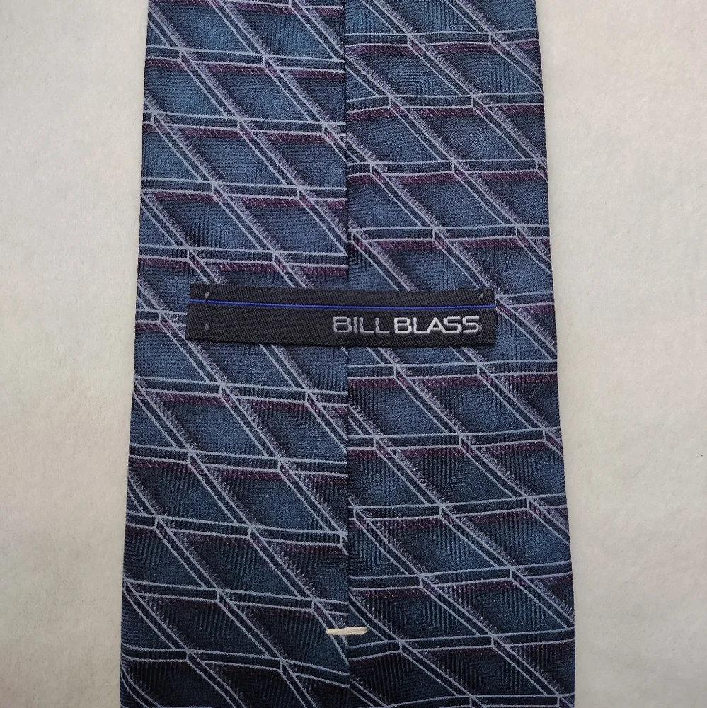 Silk Bill Blass Blue and Purple Geometric Tie EUC